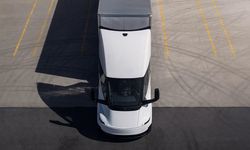 Tesla Semi Truck Yenilendi: 1.2 Megavat Şarj Gücü