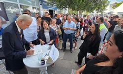 Yeşilçam'ın usta ismi Ediz Hun, İZKİTAP'ta okurlarıyla buluştu!
