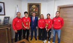 İzmirli atletlerden madalya yağmuru
