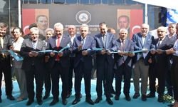 İzmir Demokrasi Üniversitesi'nin Uzundere Kampüsü açıldı