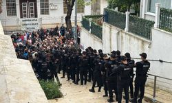 Adalar’da kriz: 3 CHP’li polisle çıktı