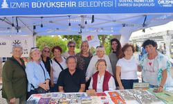 Aktivist kadınlardan İzmir Gazeteciler Cemiyeti'ne anlamlı ziyaret
