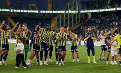 Fenerbahçe zirveyi bırakmadı