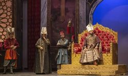 İzmir Devlet Opera ve Balesi 45'inci sezona merhaba diyor
