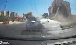 Kırmızı ışık ihlalinin yol açtığı kazada 3 yaralı