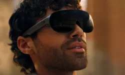 Meta Devrim Yaratan 100 Gramlık VR Gözlüğünü Tanıttı