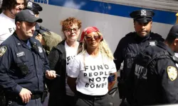 Susan Sarandon Netanyahu protestosunda gözaltına alındı