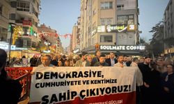 İzmir’de Cemil Tugay protestosu