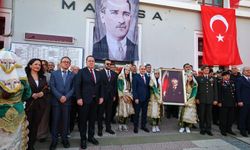 Atatürk'ün Manisa'ya gelişinin 101'inci yılı törenle kutlandı
