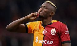 Osimhen yine Fener'e kabus oldu!