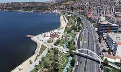 Altınyol'da trafik kazası! Yoğunluk Kayıkhane Rampalar'a uzandı