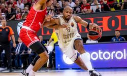 Fenerbahçe Yunanistan'da şeytanın bacağını kırdı