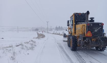 Mardin'de yol açma çalışmaları tam gaz