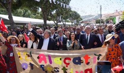 Alaçatı Ot Festivali renkli görüntülere sahne oldu