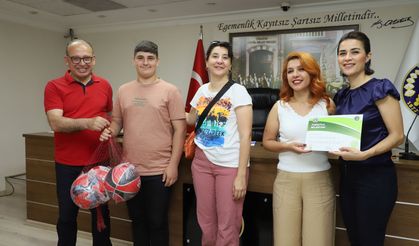 Turgutlu Belediyesi Çevreci Okulları Ödüllendirdi