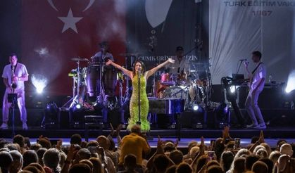 Karsu'dan Çeşme'de bağış konseri