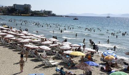 Kuşadası'da Mavi Bayraklı plajlar denetimden geçti