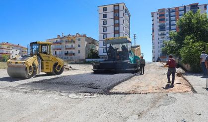 Niğde Belediyesi'nden asfalt ve alt yapı çalışması