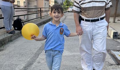 İzmir'de sahipsiz köpek, çocuğa saldırdı