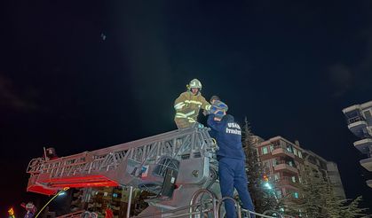 Uşak'ta çıkan yangın korkuttu