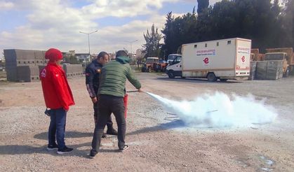 Efeler Belediyesi personeline yangın eğitimi
