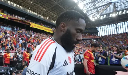 Beşiktaş'ta Arthur Masuaku, cezalı duruma düştü!
