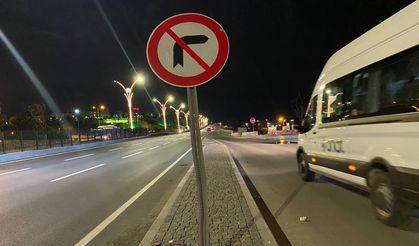 Trafik levhasına çarpan motosikletteki 2 kişi hayatını kaybetti