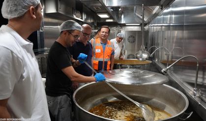 İzmir’den Balıkesir’e deprem dayanışması: Her gün binlerce kişiye yemek