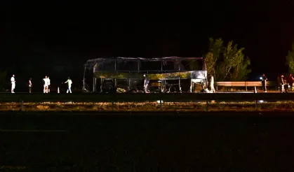 Ankara’da yolcu otobüsü alev aldı!