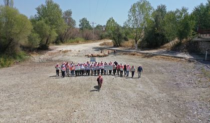 852 yıllık gelenek kuru nehir yatağında: Su hayattır