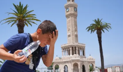 Hafta sonu planı yapacaklar için uyarı: Fırtına, sağanak ve bunaltıcı sıcaklar kapıda