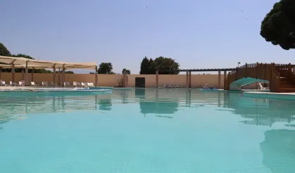 İzmir’de yüzme keyfi geri döndü: 125. Yıl Kültürpark havuzu yeniden açıldı