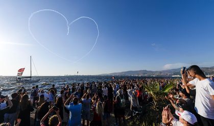 9 Eylül kutlamaları havada ve karada coşkuyla yaşandı