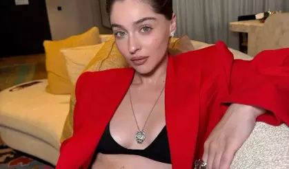 Cemre Baysel yeni imajıyla yaktı geçti