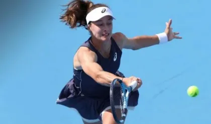 Kortta Türk destanı: Zeynep Sönmez, Dünya 12 numara Clara Tauson’ı Çin açık’ta saf dışı bıraktı!