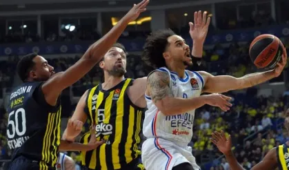 Fenerbahçe ve Anadolu Efes, İsrail'e gitmeyecek