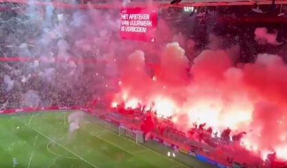 Ajax maçında yangın çıktı! Hakem maçı erteledi