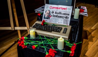 Uğur Mumcu katledilişinin 33. yılında İzmir'de anıldı