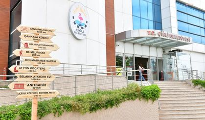 Çiğli’de karne sevinci beyaz perdeyle taçlanıyor