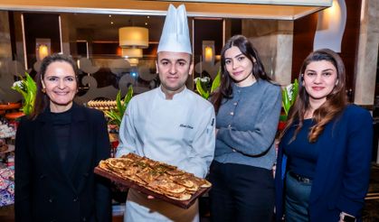 Beş yıldızlı otelde Hacivat Karagözlü iftar sofrası