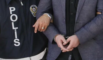 Ortaokulda iğrenç olay: Öğretmen tutuklandı