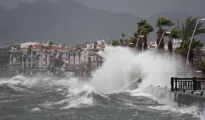 Kuzey Ege Denizi için 'fırtına' uyarısı