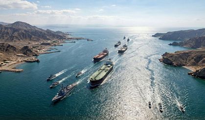 Hürmüz Boğazı'nda büyük hareketlilik