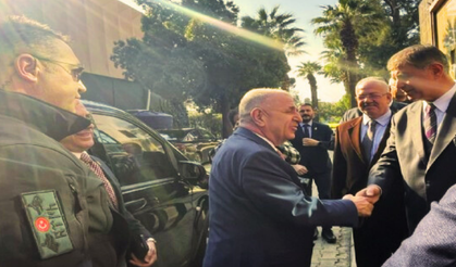 Ümit Özdağ Cemil Tugay'ı ziyaret etti