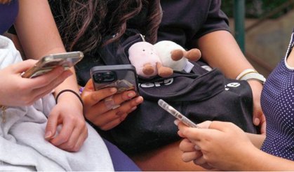 15 yaş altına sosyal medya düzenlemesi: Yeni sistemde çocukları ne bekliyor?