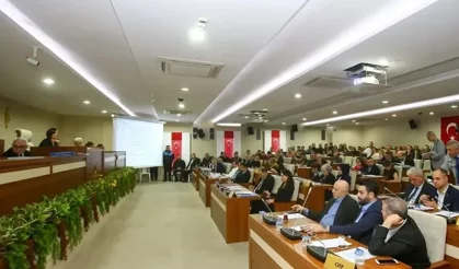 Karabağlar'da encümen krizi: AK Parti'den sert tepki!