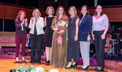 KİTVAK 30. yılını Serenad Bağcan konseriyle kutladı