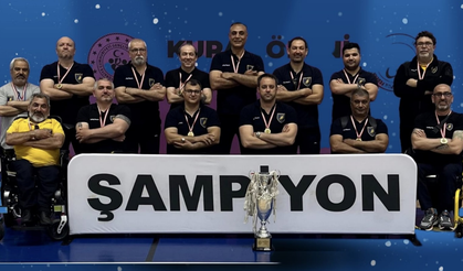 İzmir 9 Eylül engelleri şampiyonlukla aştı