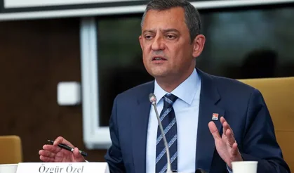 CHP lideri Özel: Basın özgür değilse demokrasi nefessiz kalır