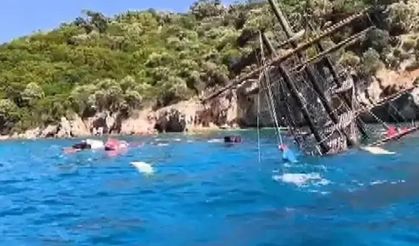 Marmaris'te tur teknesi battı